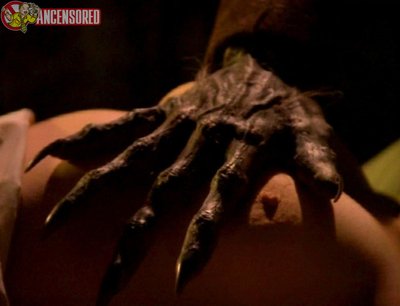 Дженнифер Стейн