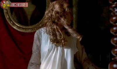 Эмили Декенн