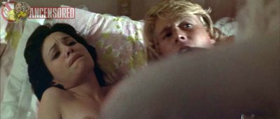 Лесли Оливер