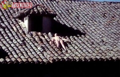 Аналия Гаде