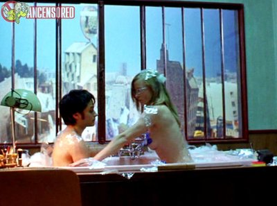 Орелия Пети